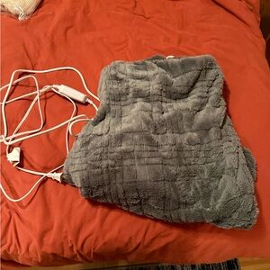 Berkshire Life heated faux fur throw electric blanket